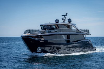 PRINCESS X95 超级飞桥游艇