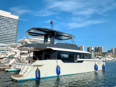 厦门—52尺豪华双体游艇